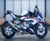 BMW S1000R 2020      WHATSAPP:  +971555271855