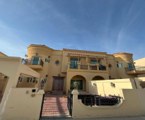 احجز فيلتك الفخمة والواسعة مؤلفة من أربعة غرف وغرفة خادمة وصالة وباركنغ في دبي